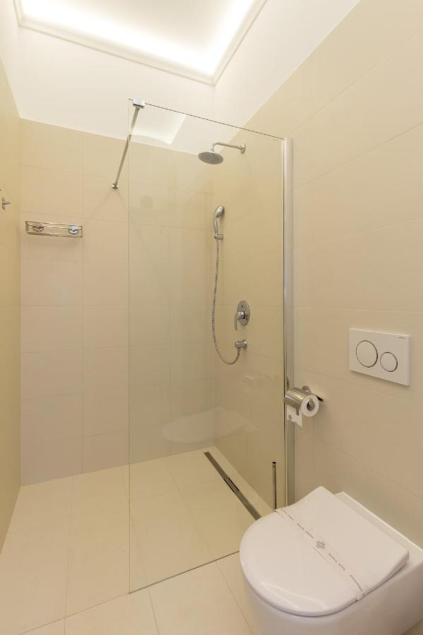 Luxury Rooms In The Center Of Split - Maniva Buitenkant foto