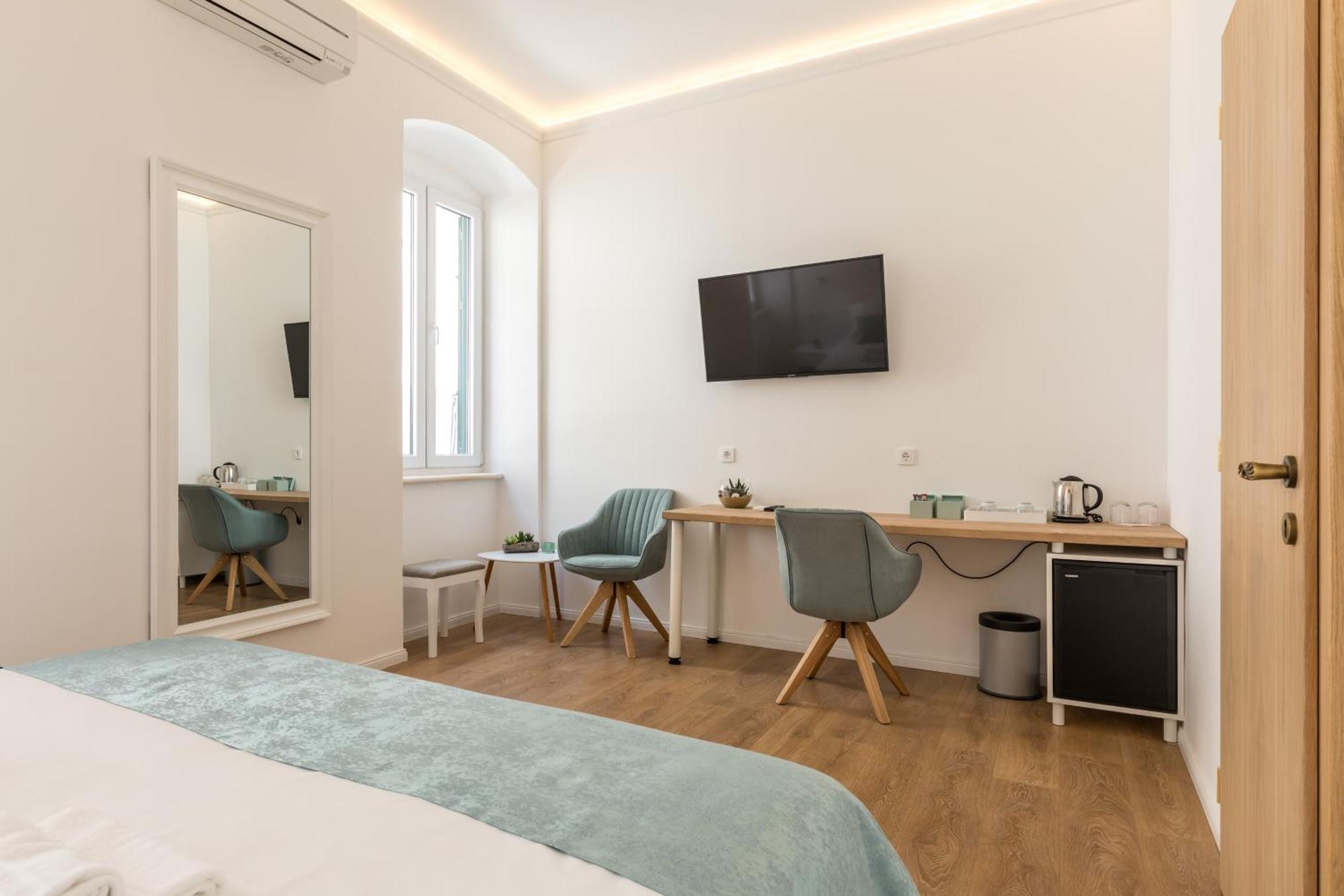 Luxury Rooms In The Center Of Split - Maniva Buitenkant foto