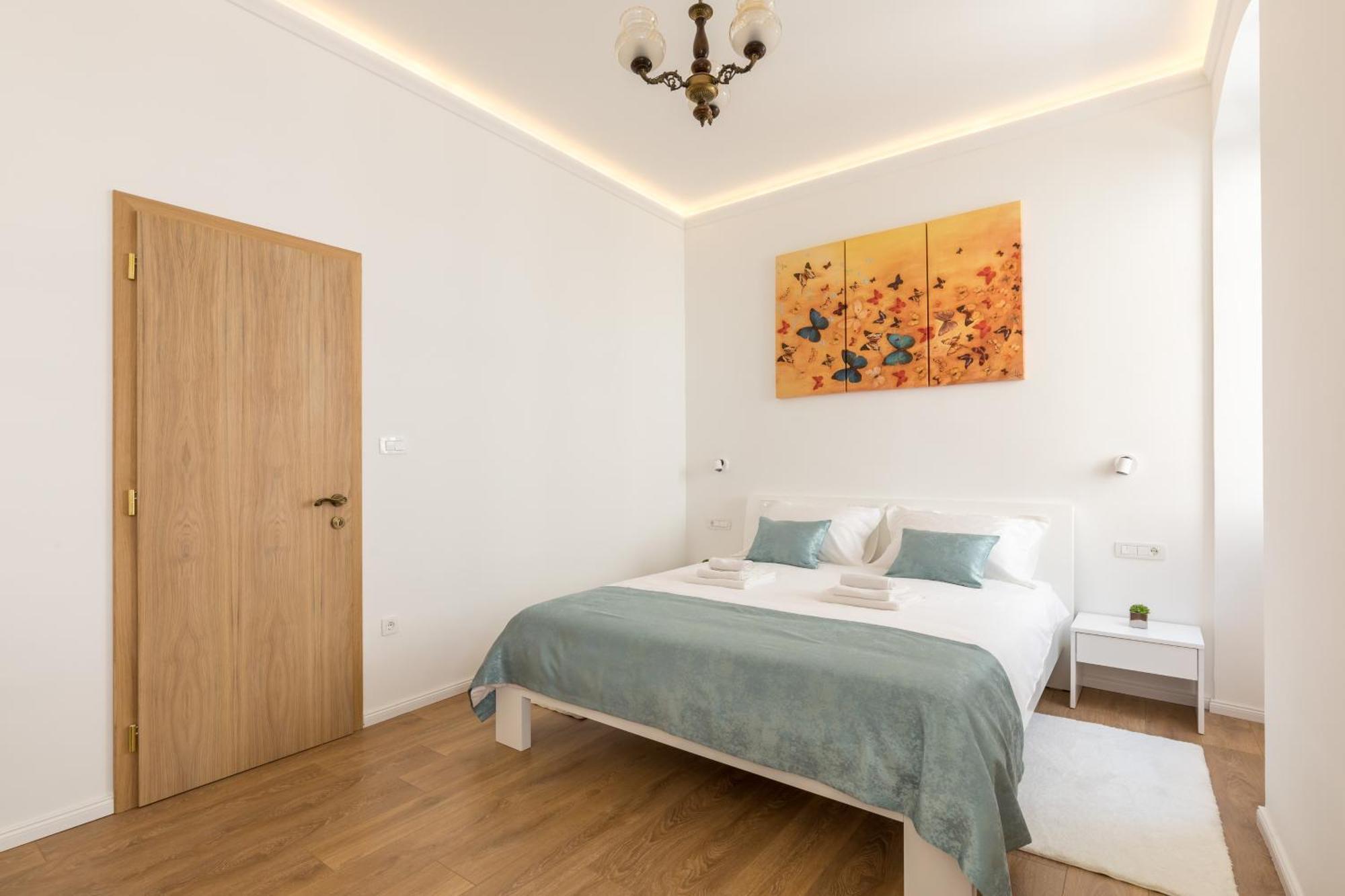 Maniva Old Town Luxury Rooms - Prime Spot By Riva Promenade Split Buitenkant foto